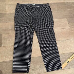 OLD NAVY BLACK AND WHITE POLKA DOT PIXIE PANTS SIZE 18 REGULAR